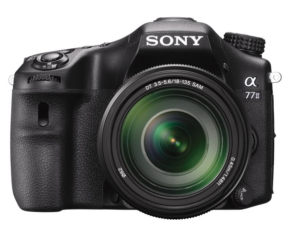 Камера Sony α77 II: фронтальный вид